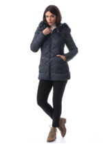 Geaca de iarna captusita cu gluga model nou