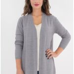 Cardigan gri cu buzunare ascunse si model discret 3D