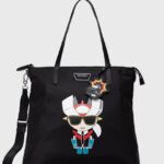 Karl Lagerfeld poseta culoarea negru