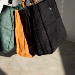 Medicine poseta culoarea negru