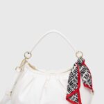 Love Moschino poseta culoarea alb