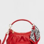 Love Moschino poseta culoarea rosu