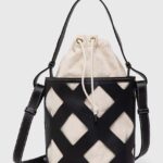 Alohas poseta de piele culoarea negru