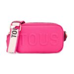 Tous poseta culoarea roz
