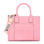 Tous poseta culoarea roz