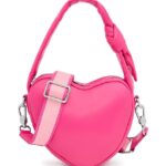 Tous poseta culoarea roz