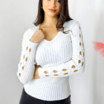 Bluza casual Darina, model decupat cu perle artizanale, Alb, Marime S/M