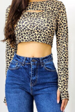 Bluza crop Sienna, cu decolteu decupat si maneca cu fenta/deget, Animal print - imagine 2