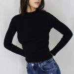 Bluza dama Vera, din material reiat, cu guler inalt tip maleta, Negru, Marime universala S/M