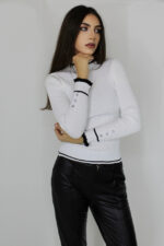 Bluza Renia, cu volane minimaliste la guler si nasturi cu cristale decorative, Alb, Marime universala S/M