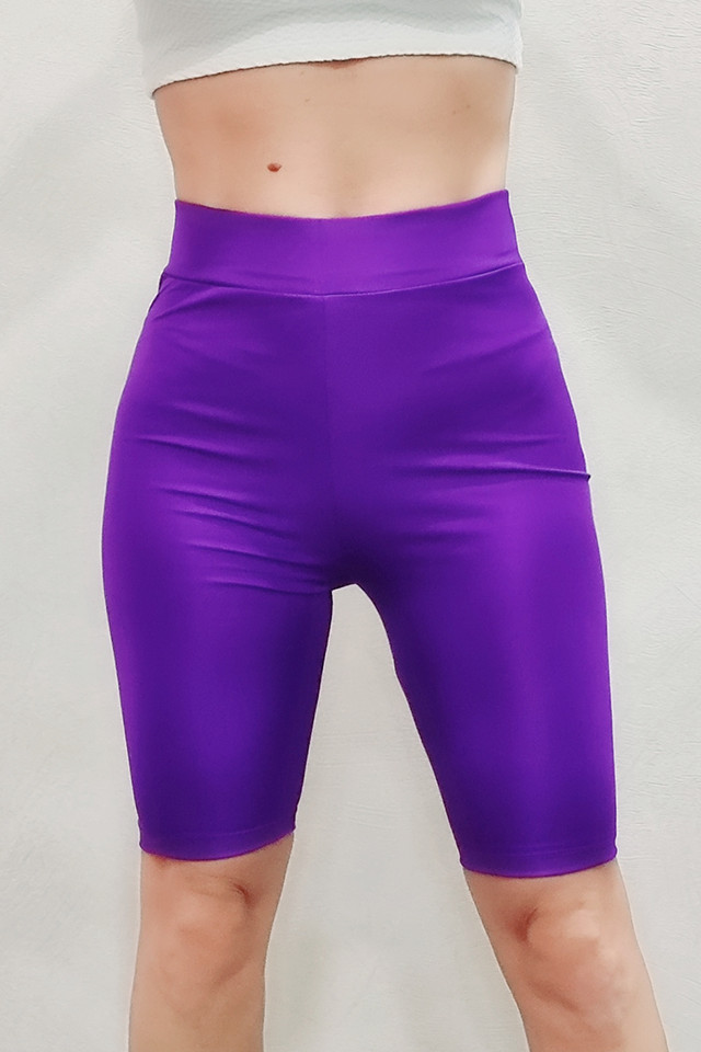 colanti-scurti-din-lycra-cu-aspect-lucios-mov-marime-universala-s-m10002 Colanti scurti din lycra cu aspect lucios mov , Marime universala S/M - imagine 1