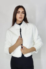 Haina din blana ecologica Graziana, cu maneca trei sferturi si accesoriu inclus, Alb, Marime universala S/M