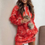 Rochie tip hanorac Ivona, cu tematica de Craciun si ciucuri oversize, Deer Heart, Rosu