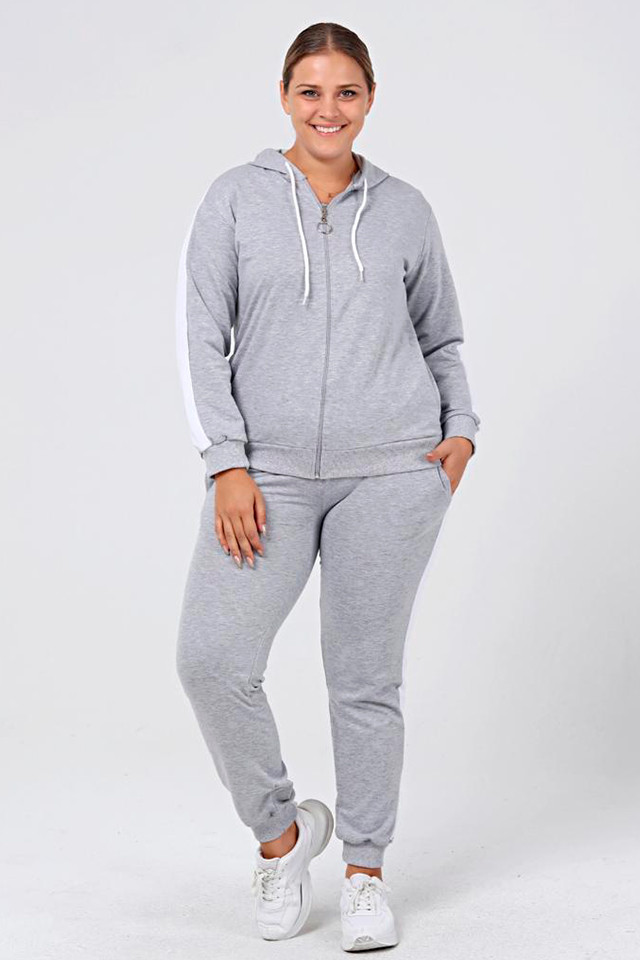 trening-dama-maura-pantaloni-si-bluza-cu-gluga-marimi-mari-gri22442 Trening dama Maura, pantaloni si bluza cu gluga, marimi mari, Gri - imagine 1