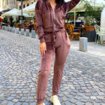 Trening de catifea Rosa, Chocolate, Marime S/M