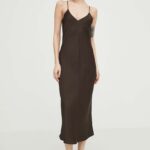 Samsoe Samsoe rochie culoarea maro, midi, drept