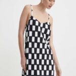 ins rochie culoareinegru, ini, drept