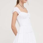 Hollister Co. rochie culoarea alb, ini, evazati