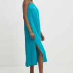 Model Nou de rochie midi, evazati
