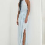 Model Nou de rochie maxi, evazati