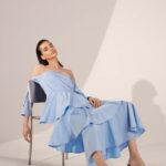 Model Nou de rochie maxi, evazati