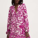 Model Nou de rochie culoarea roz, ini, evazati