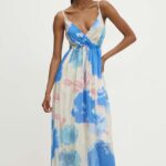 Model Nou de rochie in matase maxi, evazati
