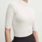 Theory pulover de lana femei, culoarea bej, light, cu turtleneck, J1111703