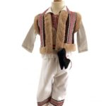 Costum National Baieti Titel 4