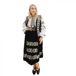 Costum Popular din catifea cu broderie traditionala Carmen 2