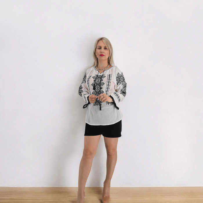 ie-traditionala-dasha-6-copie-686687 Ie Traditionala Dasha 7 - imagine 1