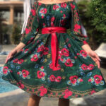 Rochie Traditionala cu bujori 4