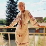 Rochie Traditionala cu broderie Iris