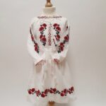 Rochita Traditionala cu broderie cu Maci