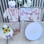 Set Botez Traditional Raul 34 , 4 piese costumas, lumanare, cufar brodat, trusou brodat