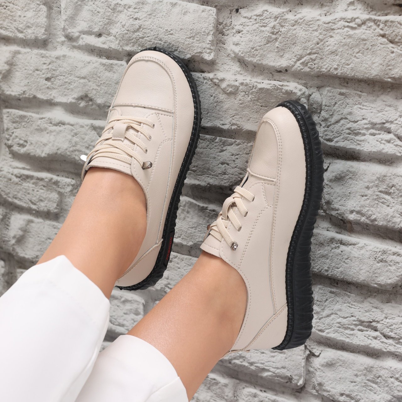 pantofi-dama-casual-bej-din-piele-ecologica-turina27949 Pantofi dama casual Bej din Piele Ecologica Turina - imagine 1