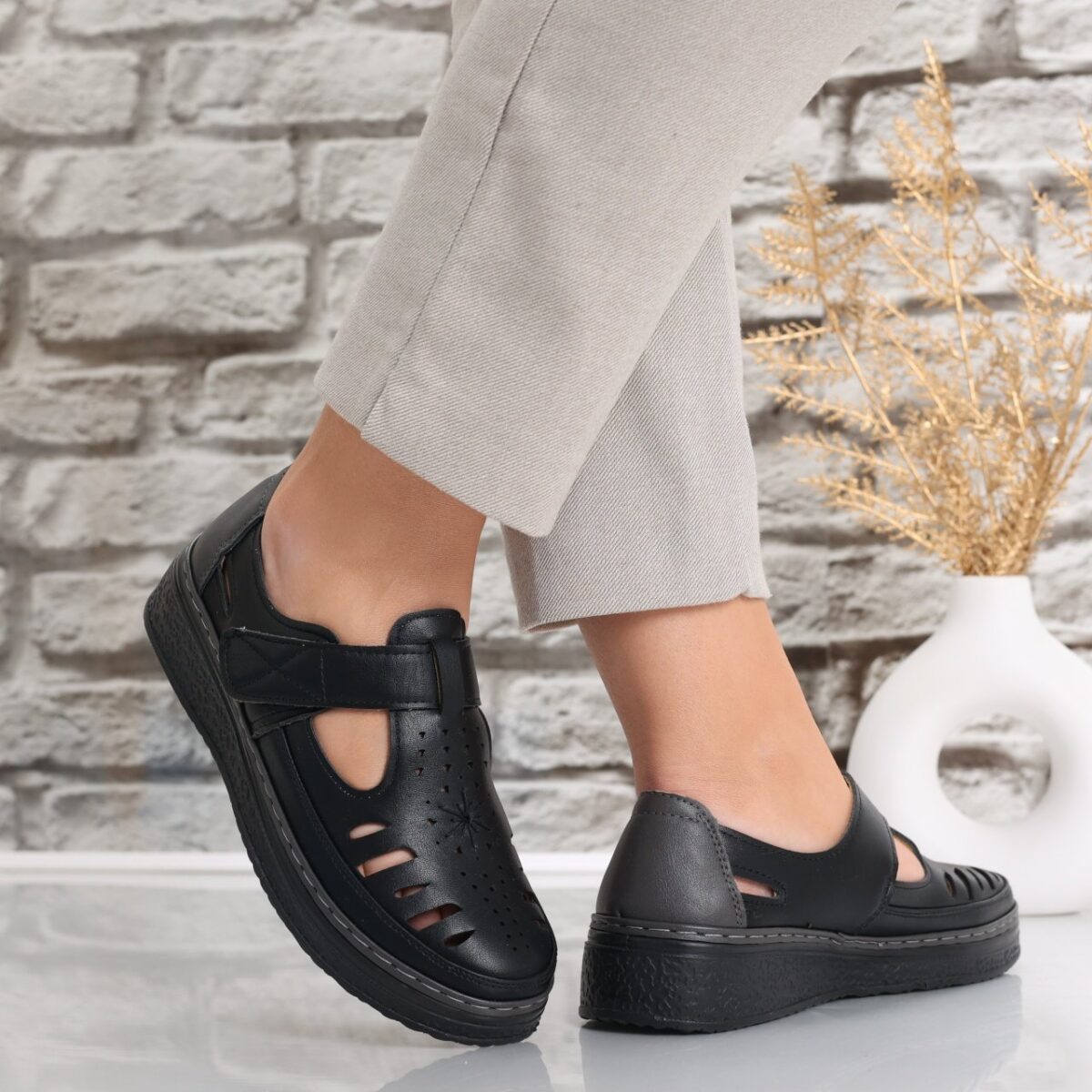 Pantofi dama casual Negri din Piele Ecologica Asreva - imagine 2