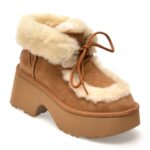 Ghete Femei UGG maro, NEW HEIGHTS LACE UP, din piele intoarsa