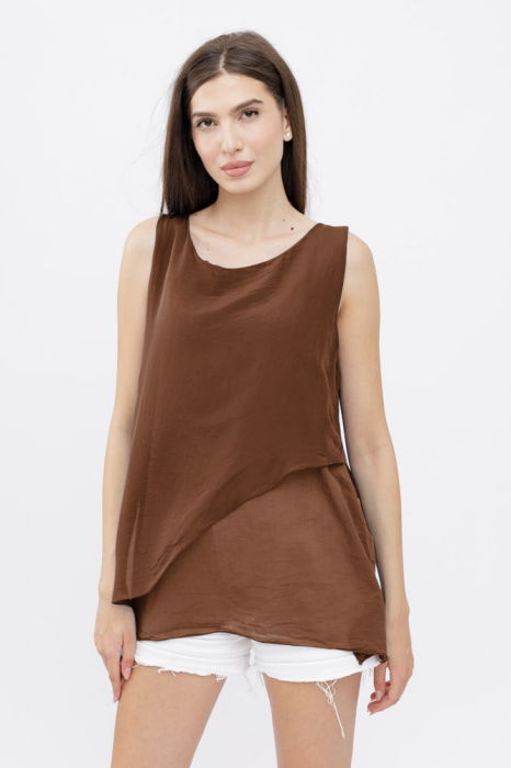 bluza-asimetrica-in-colturi-din-matase-naturala-si-bumbac-fara-maneci-bleumarin-copie-597814 Bluza asimetrica in colturi din matase si vascoza si bumbac fara maneci, maron - imagine 1
