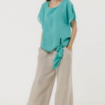 Bluza din in oversize cu funda la spate si volan din matase, turcoaz