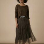 Bluza fina maro cu imprimeu animal print din modal cu casmir