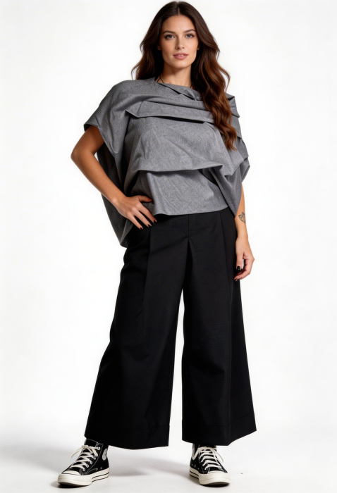 bluza-gri-asimetrica-statement-cu-volum-arhitectural-design-modern-108359 Bluza gri asimetrica statement cu volum arhitectural , Design modern - imagine 1