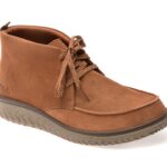 Ghete CLARKS maro, RELAX LITE MOC, din piele intoarsa