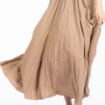 Fusta lunga, ampla, clos, din bumbac creponat, camel