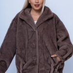 Geaca oversize din blanita artificiala, bej inchis