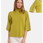 Pulover cu pietricele argintii, cu guler inalt si maneca 3 4, din tricotaj fin, verde olive