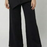 Pantaloni largi din tricot moale de vascoza, negri