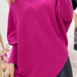 Pulover superversatil cu maneca fluture si colt din vascoza, fucsia