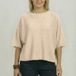 Pulover versatil cu maneca fluture din vascoza, bej
