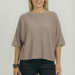 Pulover versatil cu maneca fluture din vascoza, bej inchis